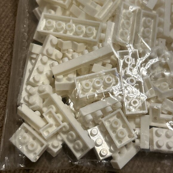 LEGO 1x2 Panel w/ Center Divider-Heel Protector White Large Qty No Label Read - Picture 3 of 16